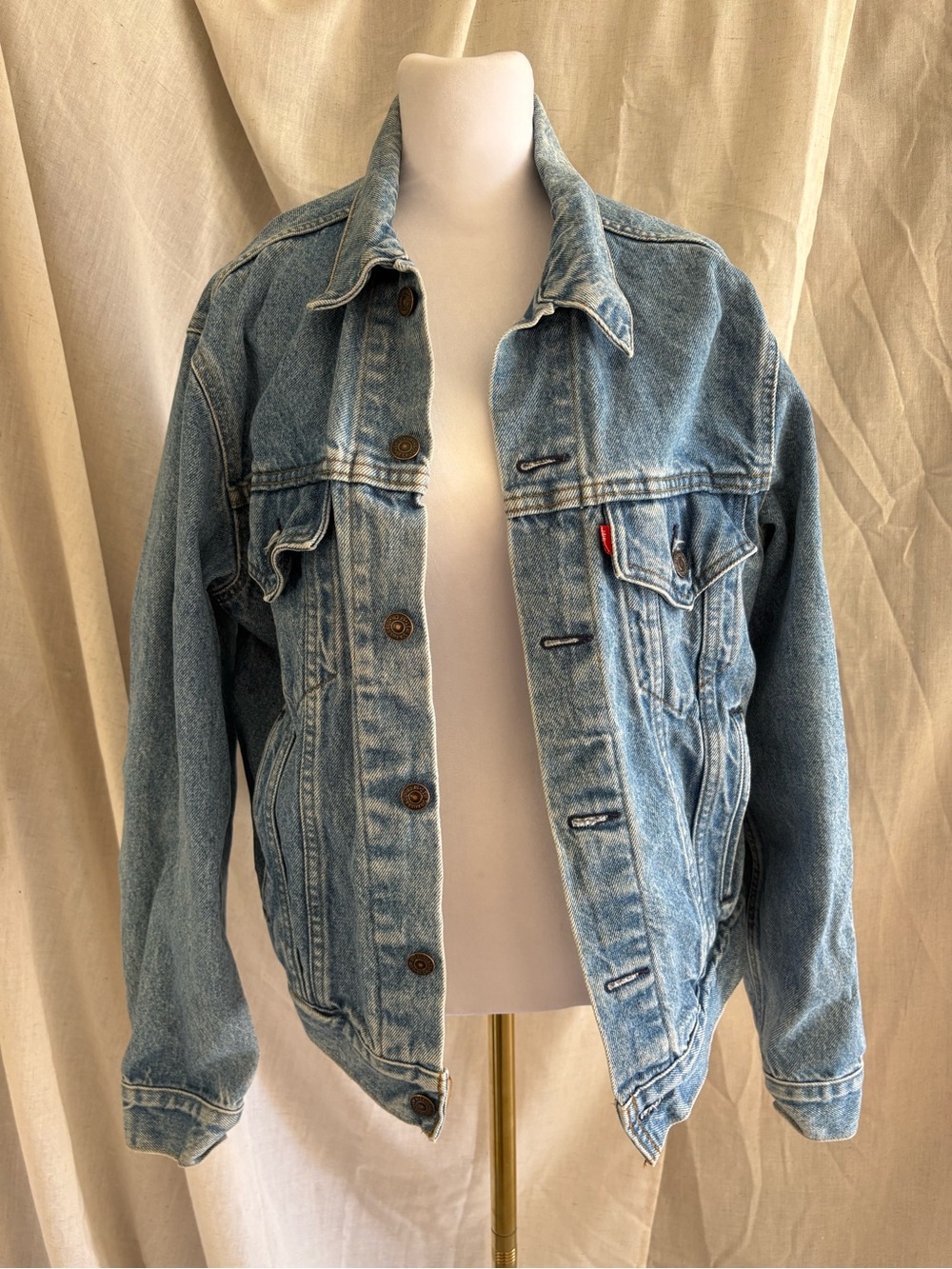 Levi's Men's Vintage Light Blue Trucker Denim Jacket